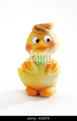 Il marzapane pulcino, close-up Foto Stock