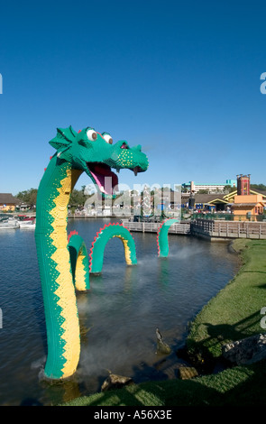 Brickley la Lego Serpente Marino, al Mercato di Downtown Disney, Lake Buena Vista Orlando, Florida, Stati Uniti d'America Foto Stock