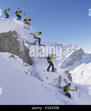 La Svizzera, San Moritz, sciatore jumping Foto Stock