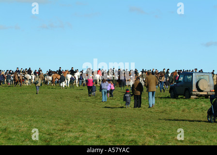 Heythrop suoneria incontro finale nr Chadlington Oxfordshire Foto Stock