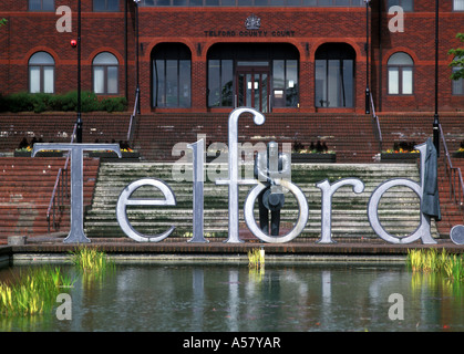 Telford centro storico segno Shropshire REGNO UNITO Foto Stock