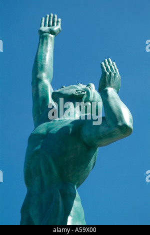 Centrotavola scultura in bronzo della fontana della vita eterna in Cleveland's Memorial Plaza sightseeing punti di riferimento e attrazioni turistiche Foto Stock