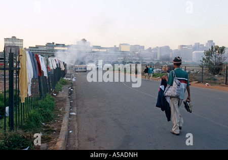 Una scena di strada a Johannesburg in Sud Africa Foto Stock