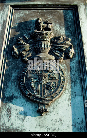 British stemma nel Castello di Edimburgo esplanade Foto Stock