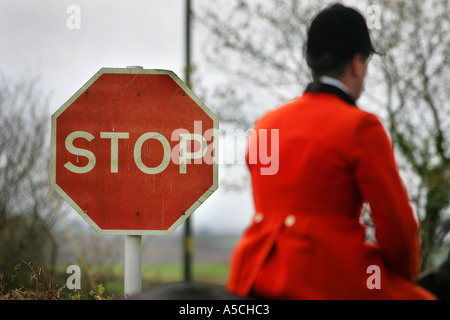 Master Gary Boon con la fox hounds vicino Farley s grave mid Devon al Eggesford Hunt s sale riunioni Foto Stock
