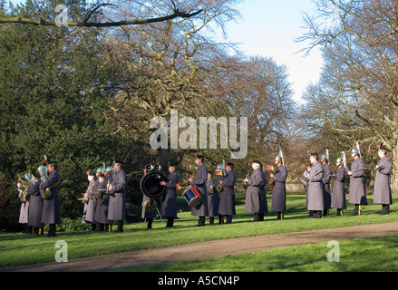 Musicisti della Heavy Cavallry e Cambrai Band al Royal Salute Museum Gardens York North Yorkshire England UK United Kingdom GB Foto Stock