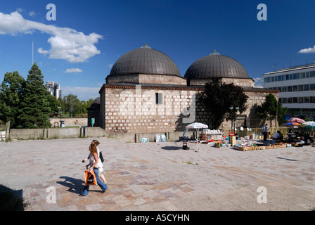 FYROM Ex Repubblica Iugoslava di Macedonia. SKOPJE Daut Pasha Hamam (XV secolo) ora Galleria Nazionale Foto Stock