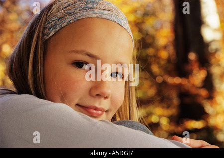 Ragazza sorridente, ritratto Foto Stock