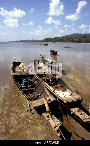 India del Sud isola delle Andamane Chirya Tapu barche da pesca Foto Stock