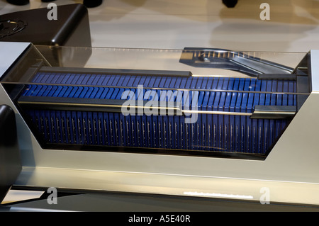 Chevrolet Volt plug-in hybrid concept car in spaccato che mostra il pacco batteria North American International Auto Show 2007 Foto Stock