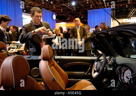 MINI Cooper S Sidewalk cabrio premere introduzione al North American International Auto Show 2007 Foto Stock