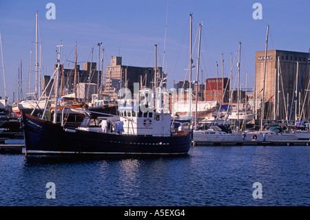 Barche in Ipswich Darsena Suffolk Inghilterra Primavera 2006 Foto Stock