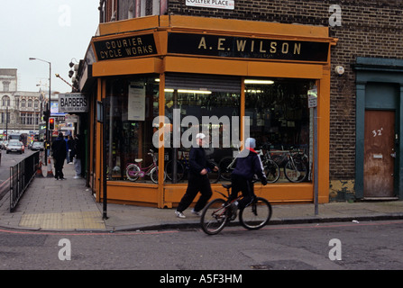 La scena di strada in Peckham Londra Foto Stock