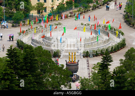 Vista dalla collina il Monastero Po Lin a Tian Tan Buddha Lantau Island Hong Kong Foto Stock