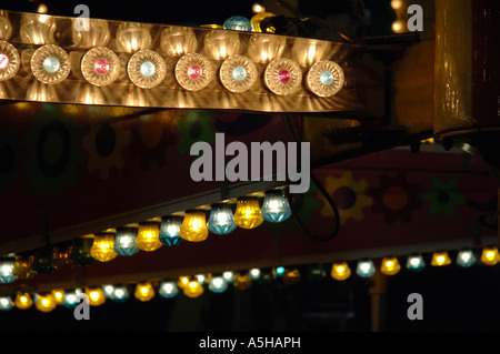 Dettaglio di un carnevale guidare di notte. descrizione completa di seguito. Foto Stock