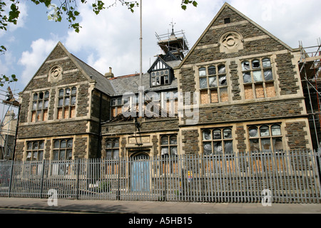 La Meccanica istituto nel centro di Swindon s villaggio ferroviario di un edificio abbandonato in fase di restauro Foto Stock