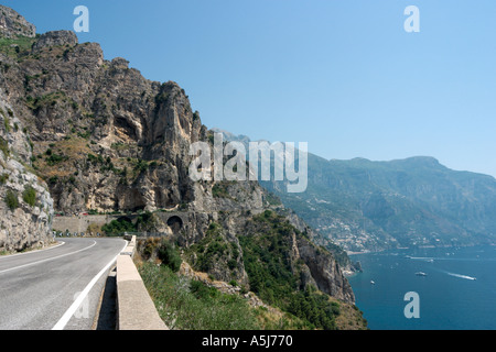 Costiera Amalfitana (Costiera Amalfitana) vicino a Positano, Riviera Napoletana, Italia Foto Stock