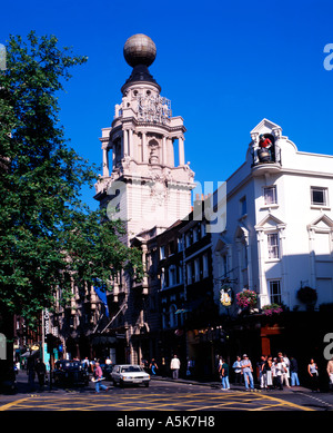 London Coliseum home all'opera nazionale inglese vicino a Trafalgar Square nel centro di Londra - Inghilterra. Foto Stock