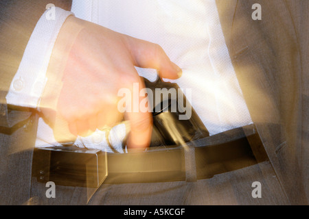 Killer tira una pistola molto veloce Foto Stock