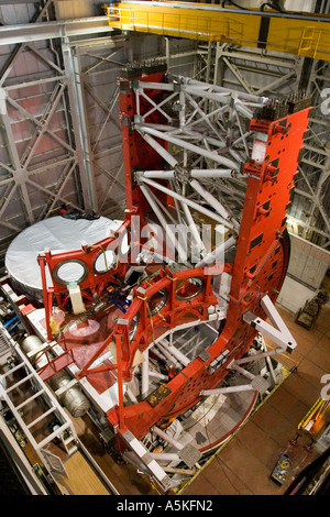 LBT adottate il 23 marzo 2004 quando l'LBT è completamente operativo sarà il mondo s più tecnologicamente avanzate telesc ottico Foto Stock