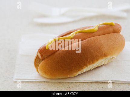 In prossimità di un hot dog di bun Foto Stock