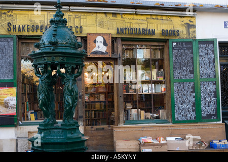 Wallace Fountain nel quartier latin. Paris 5ème district Foto Stock