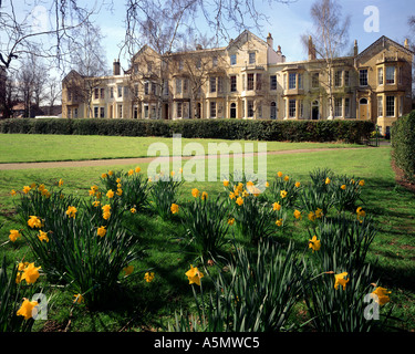 GB - GLOUCESTERSHIRE: Clarence Square in Cheltenham Foto Stock