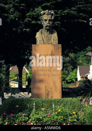 Memorial il dr. Albert Schweitzer dal suo luogo di nascita a Kaysersberg Alsace Francia Foto Stock