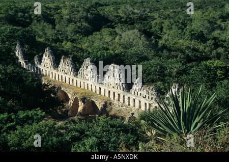 El Palomar Dovecote arco maya, rovine Maya a Ruta Puuc, Uxmal, Yucatan, Messico Foto Stock