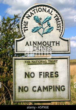 Il National Trust Alnmouth Dune accedi Alnmouth Northumberland Regno Unito Regno Unito Gran Bretagna Inghilterra Foto Stock