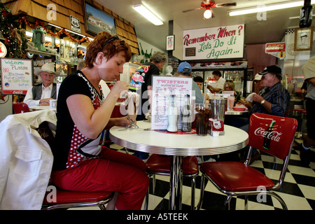 Noi WILLIAMS ritorcitoi una cena in stile anni cinquanta lungo la famosa Route 66 FOTO GERRIT DE HEUS Foto Stock