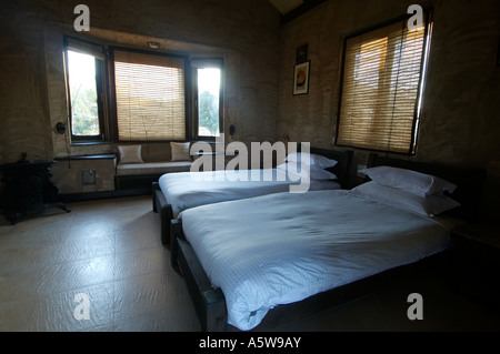 Kings Lodge Bandhavgarh National Park in Madhya Pradesh India 0207 Camera da letto Foto Stock