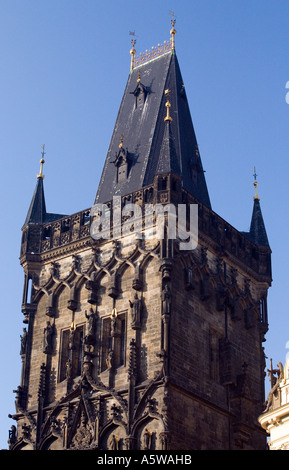 Esterno della polvere di Torre di Porta. Praga Foto Stock