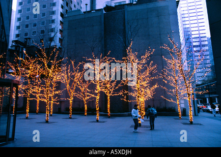 New York Stati Uniti d'America luci su alberi di Natale Foto Stock