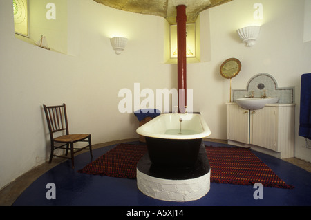 Vive in un faro di conversione Beachy Head, Belle Tout Lighthouse, East Sussex, Inghilterra circa 1995 1990s UK HOMER SYKES Foto Stock