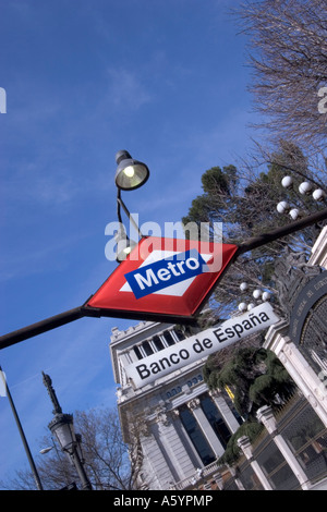 Banco de Espana Metro Madrid metropolitana segno di servizio al di fuori della stazione Foto Stock