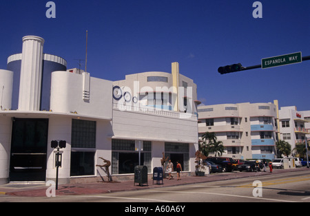 Edifici lungo Espanola Way nel quartiere Art Deco di South Miami Florida USA Foto Stock