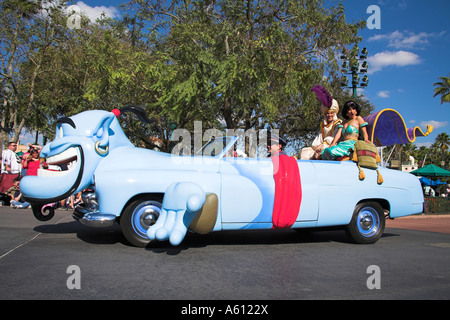 Aladdin e gelsomino, Disney stelle e l'Automobile Parade, Disney MGM Studios, Orlando, Florida, Stati Uniti d'America Foto Stock