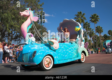 Mermaid, Disney stelle e l'Automobile Parade, Disney MGM Studios, Orlando, Florida, Stati Uniti d'America Foto Stock