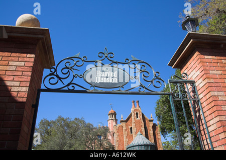 La Haunted Mansion, Liberty Square, il Regno Magico di Disney World, a Orlando, Florida, Stati Uniti d'America Foto Stock