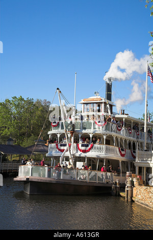 Liberty Belle Battello a Vapore, Liberty Square Riverboat, il Regno Magico di Disney World, a Orlando, Florida, Stati Uniti d'America Foto Stock