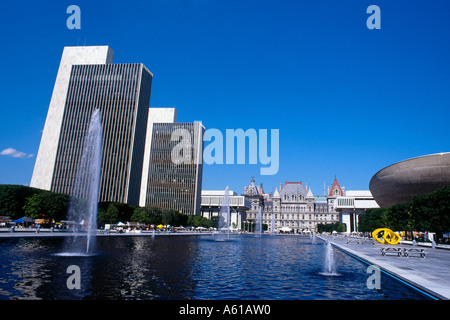 Grattacieli in città, Empire State Plaza, Albany, nello Stato di New York, Stati Uniti d'America Foto Stock