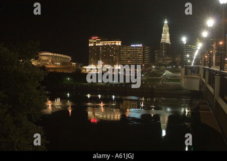 Hartford, CT di notte Foto Stock