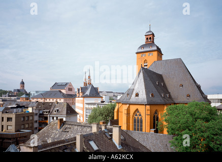 Mainz, San Quintin, Blick von Nordosten mit der alten Universität Foto Stock