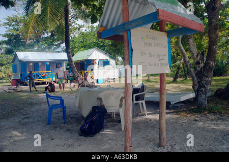 Mini Ristorante epibar sulla spiaggia Ile aux Nattes Nosy Nato Madagascar n. PR o MR Foto Stock