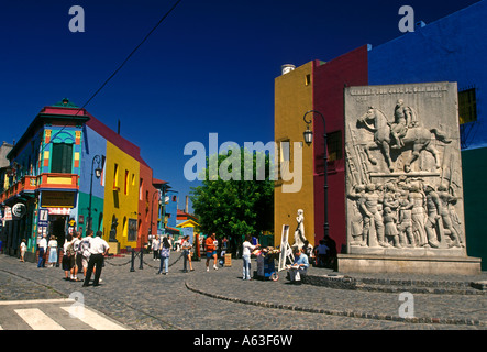 La gente di turisti in visita ai visitatori, Caminito Street, La Boca, Buenos Aires, Provincia di Buenos Aires, Argentina Foto Stock