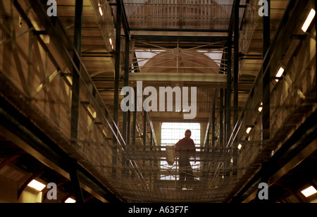 Carcere a Wandsworth, Londra, Inghilterra. Fotografie scattate in una stampa controllata visita nel 1999 per mostrare un pulito carcere Vittoriano. Foto Stock