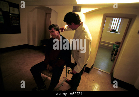 Carcere a Wandsworth, Londra, Inghilterra. Fotografie scattate in una stampa controllata visita nel 1999 per mostrare un pulito carcere Vittoriano. Foto Stock