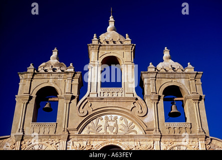 Campanili gemelli, campanili, Santa Barbara, città di Riobamba, Riobamba, Provincia del Chimborazo, Ecuador, Sud America Foto Stock