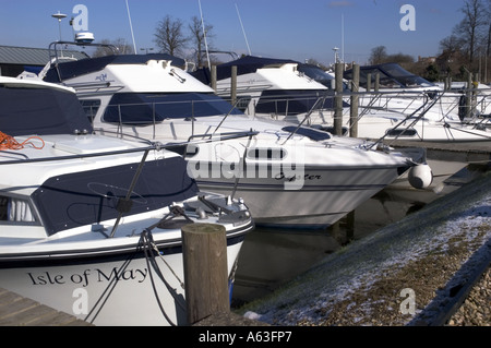 Holiday barche ormeggiate a Newark Marina NottinghamShire Inghilterra Foto Stock